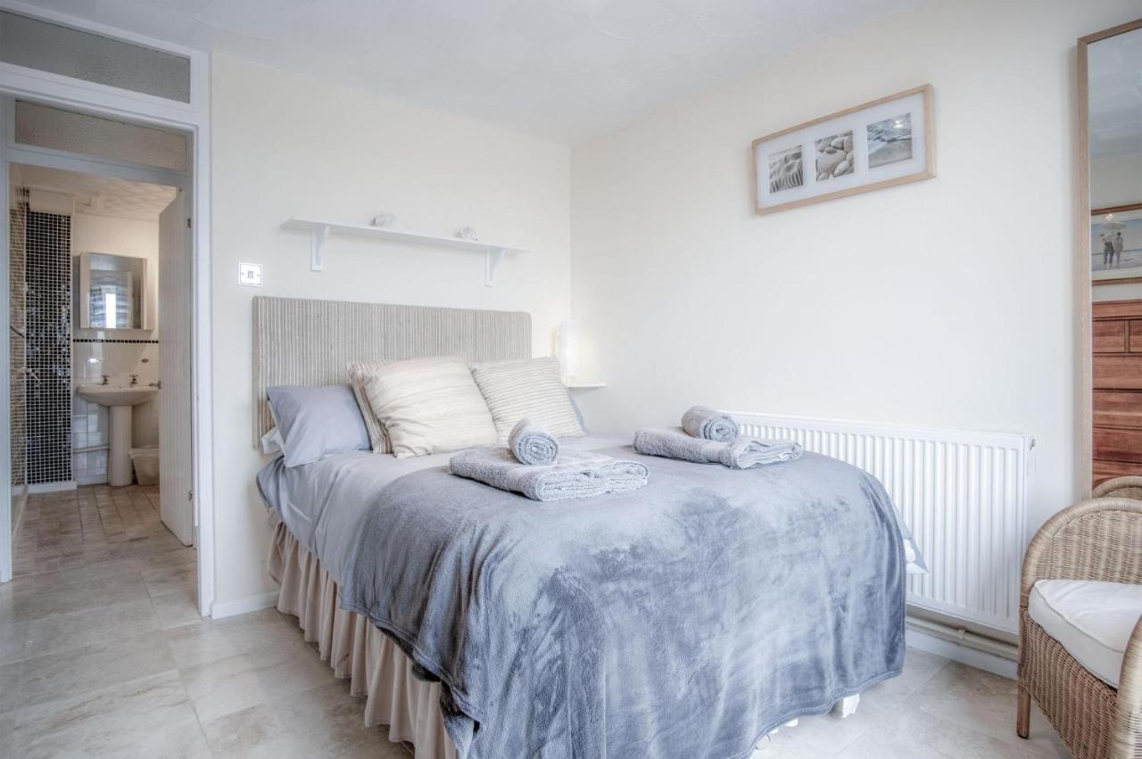 Captains Walk - 4 Bedroom Apartment - 손더스풋 외부 사진