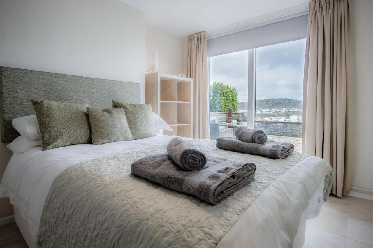 Captains Walk - 4 Bedroom Apartment - 손더스풋 외부 사진