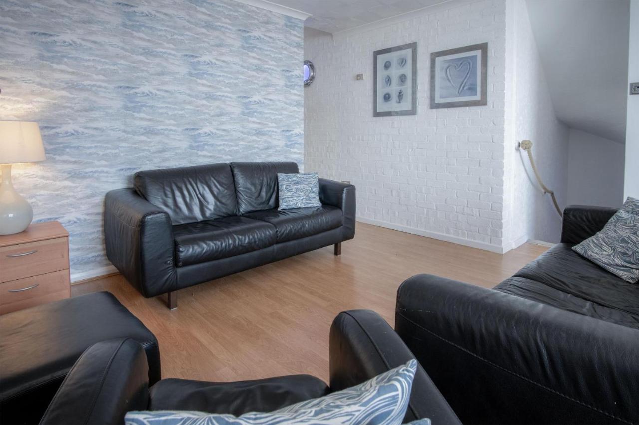 Captains Walk - 4 Bedroom Apartment - 손더스풋 외부 사진