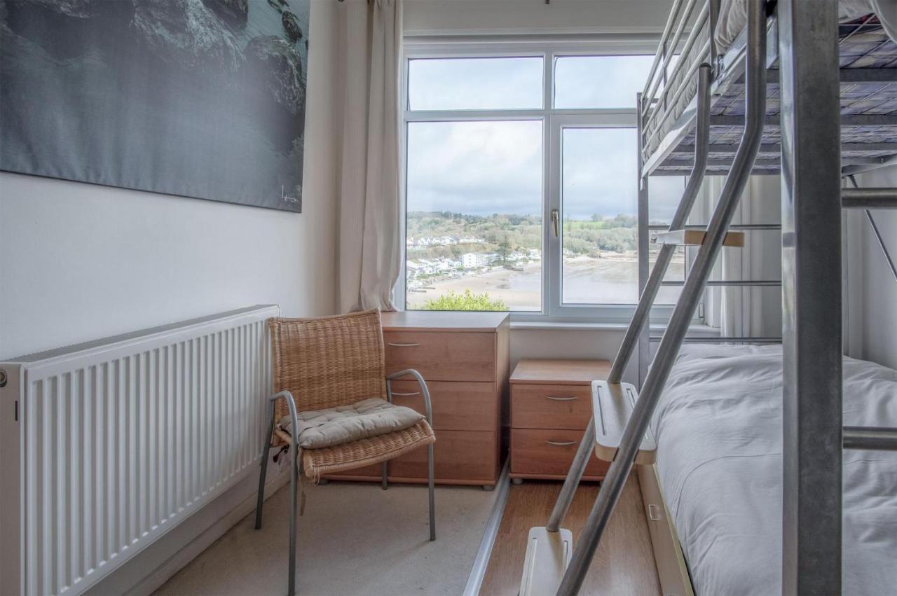 Captains Walk - 4 Bedroom Apartment - 손더스풋 외부 사진